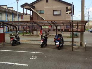 屋根付きバイク置き場も設置OK~