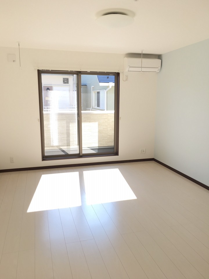 お部屋はアクセントクロスあり