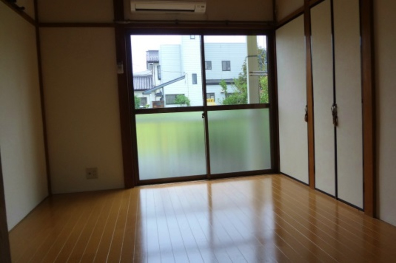 アナタなら、こちらのお部屋どんな風にアレンジしますか