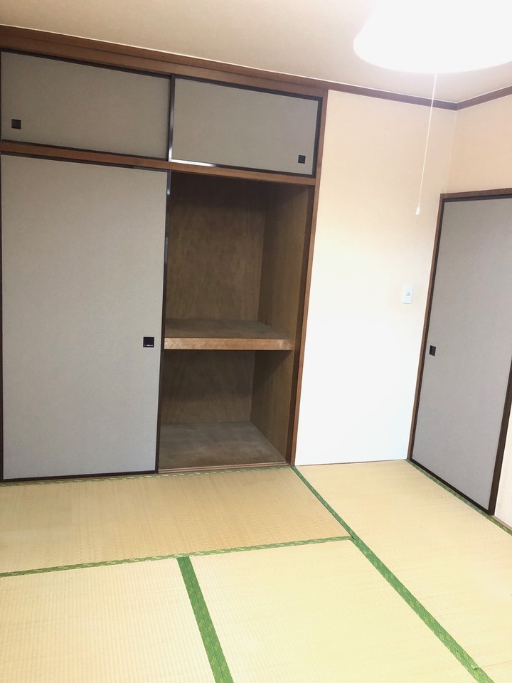 和室の押入れ