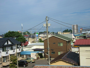 東側の眺望。宇都宮の花火が見られます。