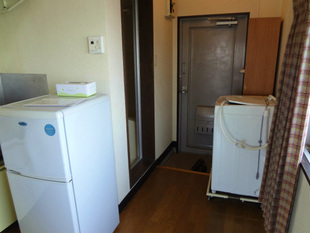冷蔵庫・洗濯機は残置物です(使用可能)