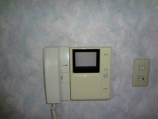 来客時確認できるTVインターホン