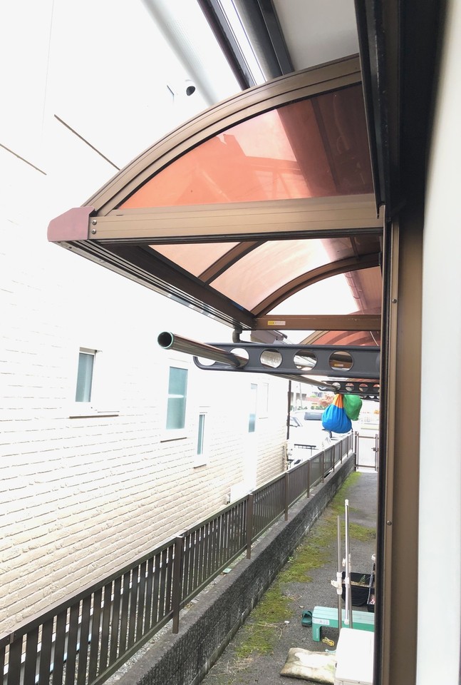 ぷちお屋根が洗濯物を干す所には付いとるぞぉ～
