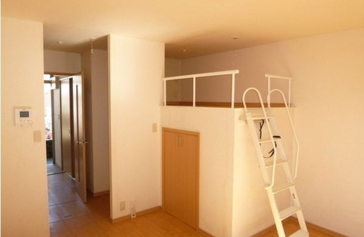 ぽかぽか気持ちのいいお部屋です